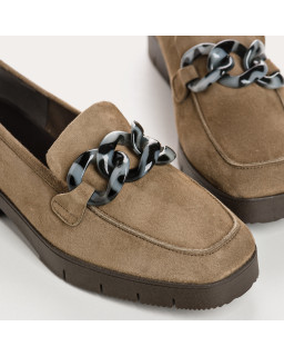 Mocassins en cuir velours avec chaîne bijou