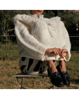 Mocassins compensés en cuir avec accessoires dorés ou argentés