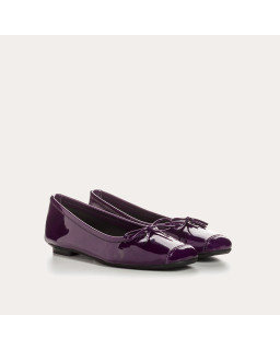 Ballerines en cuir vernis violet à noeud