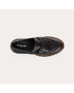Mocassins chunky noirs en cuir embossé serpent