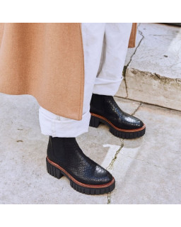 Boots Chelsea noires en cuir embossé python avec élastiques