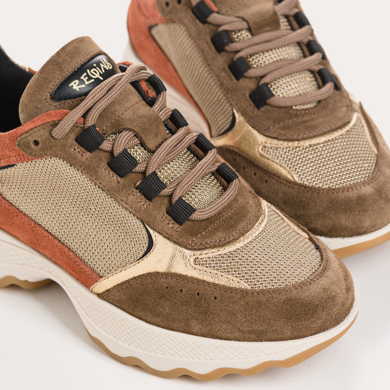 Sneakers platform for women with laces of suede