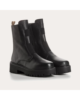 Boots Chelsea black flat grained leather with elastic