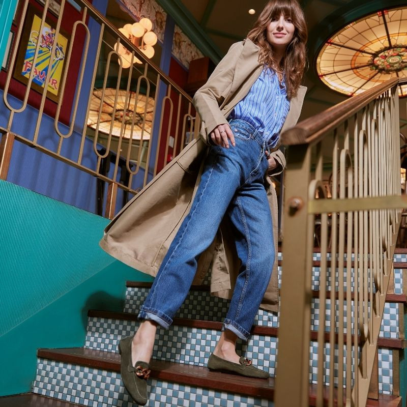 Leather jewelry moccasins Square end leather and brushed wood chain