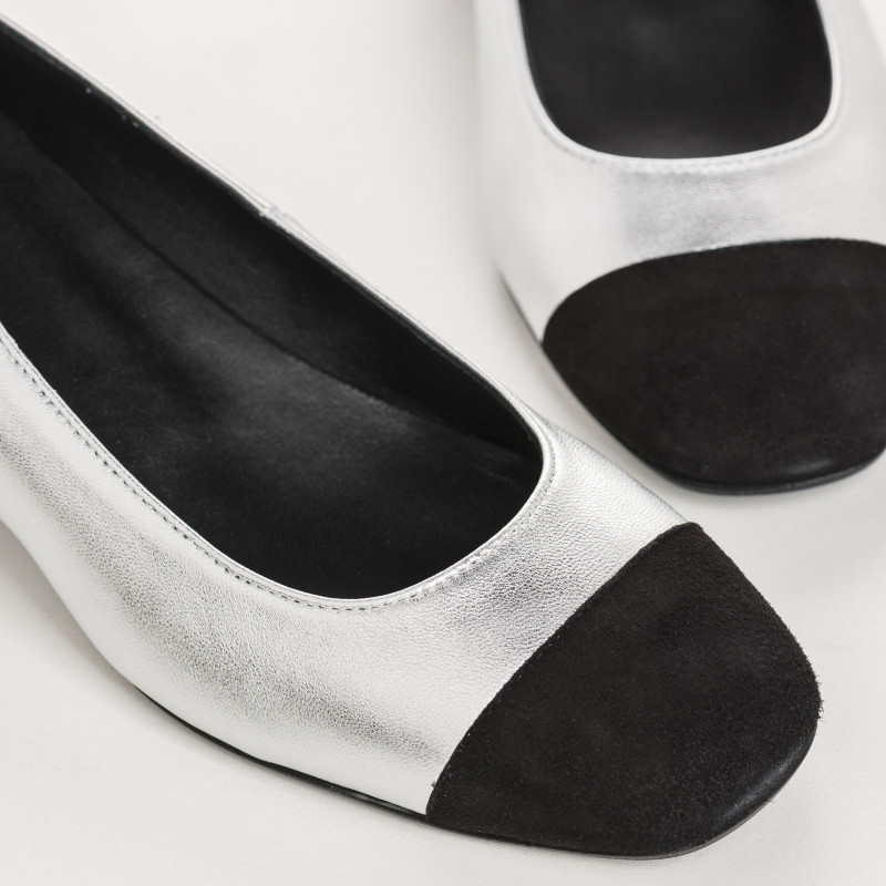 Ballerinas with two-tone metallic leather