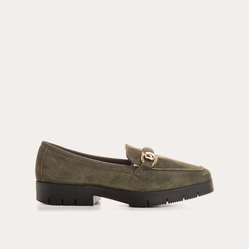 Suede moccasins with notched soles and golden accessories