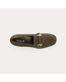 Suede moccasins with notched soles and golden accessories