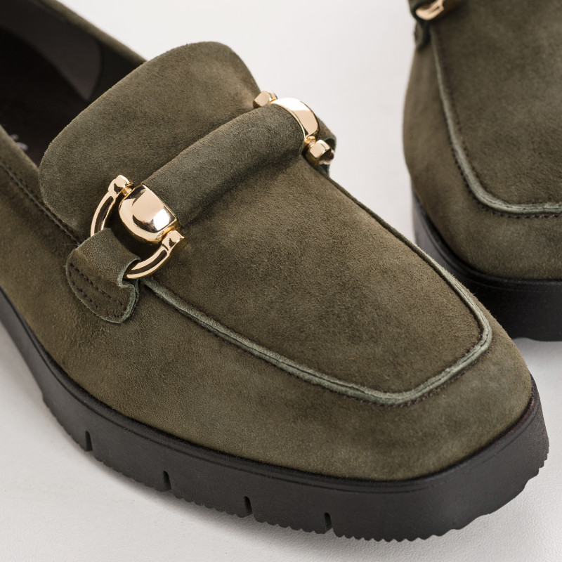Suede moccasins with notched soles and golden accessories