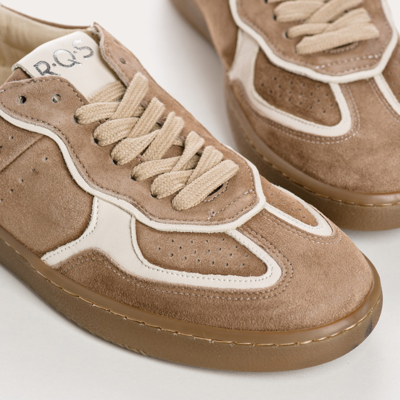 Sneakers for women with suede laces and smooth leather