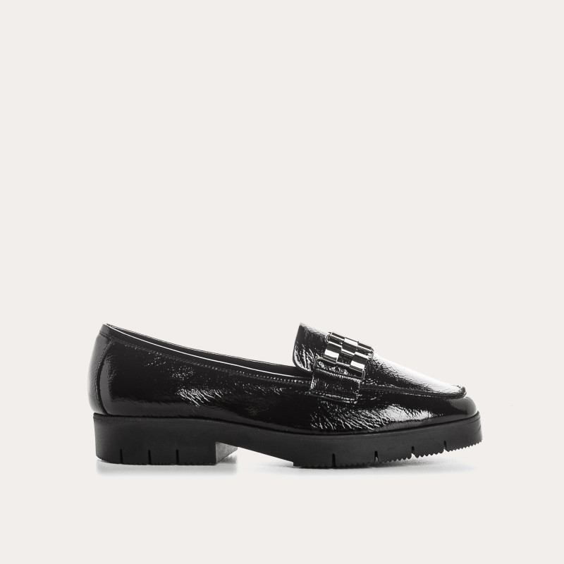Patent Leather loafers with metal accessories