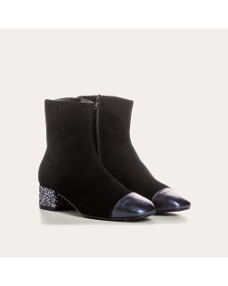 Velvet leather and glitter leather boots