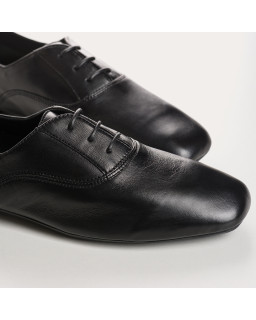 Deck leather flat woman with laces tone on tone