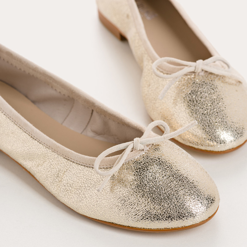 Carmen crackled leather CC ballerinas | Reqins