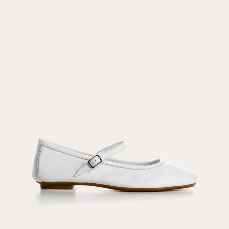 MARY JANES Honor CC leather with elegant straps