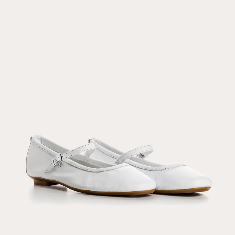 MARY JANES Honor CC leather with elegant straps
