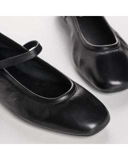 MARY JANES Honor CC leather with elegant straps