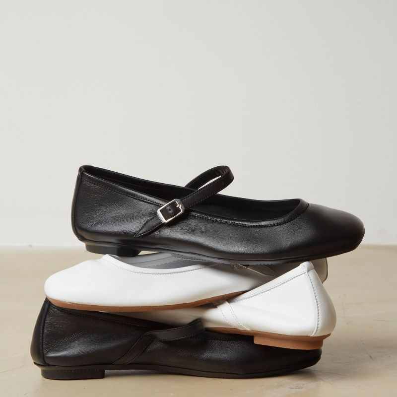 MARY JANES Honor CC leather with elegant straps