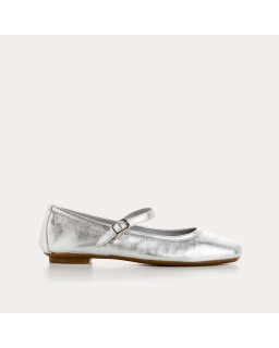 Mary Janes made of metallic leather with bridles and golden loops or silver