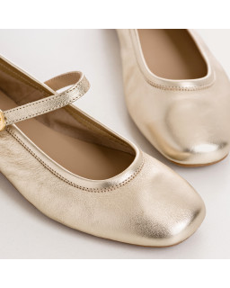 Mary Janes made of metallic leather with bridles and golden loops or silver