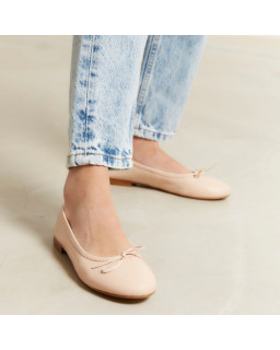 Flat bowl flat ballerinas with rounded butt