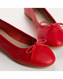 Flat bowl flat ballerinas with rounded butt