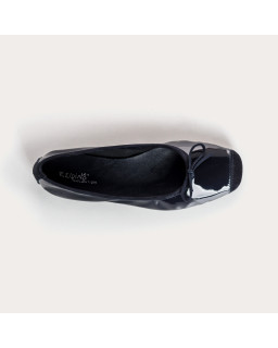 Harmony square-tipped leather ballerinas