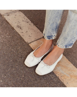 Flat Ballerinas with Smooth Leather Knot and Suede