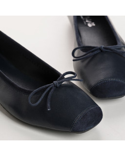 Flat Ballerinas with Smooth Leather Knot and Suede