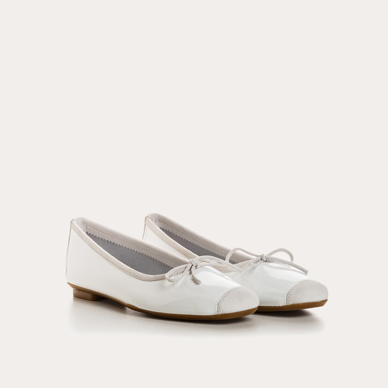 Planted leather bow ballerinas with suede reinforcement