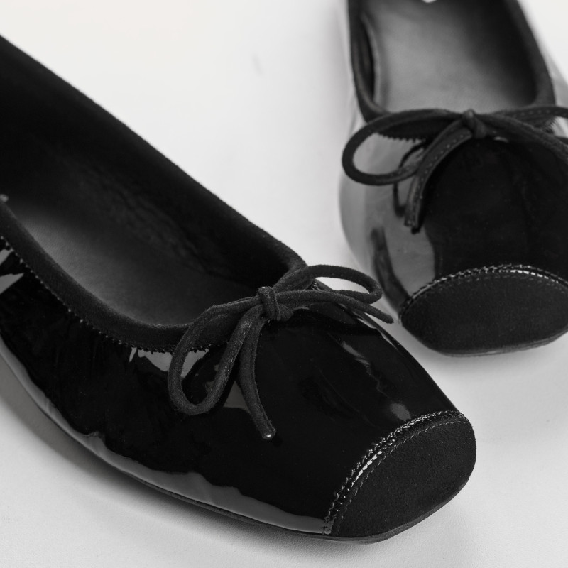 Planted leather bow ballerinas with suede reinforcement