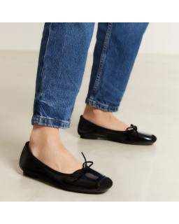 Planted leather bow ballerinas with suede reinforcement