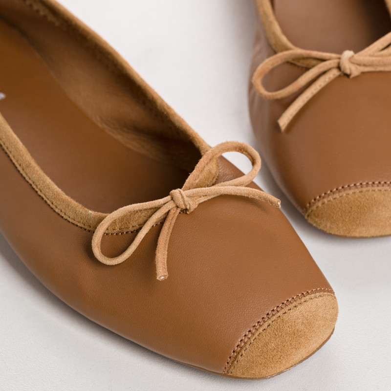 Flat Ballerinas with Smooth Leather Knot and Suede
