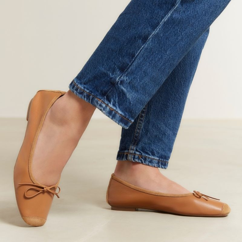 Flat Ballerinas with Smooth Leather Knot and Suede