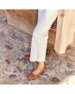 Flat Ballerinas with Smooth Leather Knot and Suede