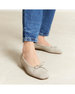 Ballerinas Flexible Leather Harmony: Premium Comfort and Elegance