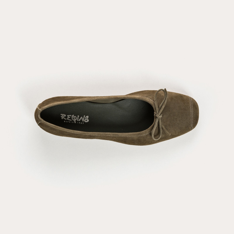 Ballerinas Flexible Leather Harmony: Premium Comfort and Elegance