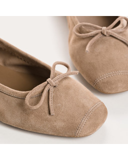 Ballerinas Flexible Leather Harmony: Premium Comfort and Elegance