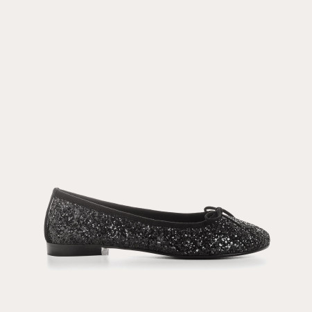 Flat ballerinas with steeped fabric knot with rounded butt