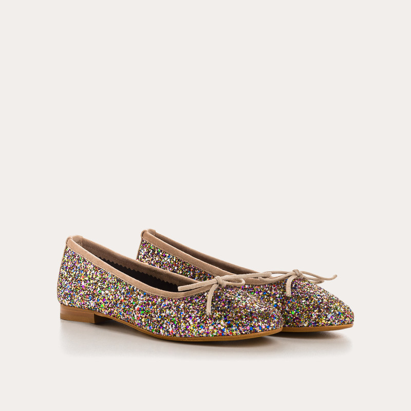 Flat ballerinas with steeped fabric knot with rounded butt