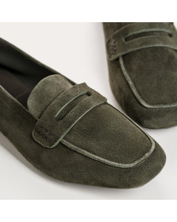 Loafers Hema CC in sUEDE square toe