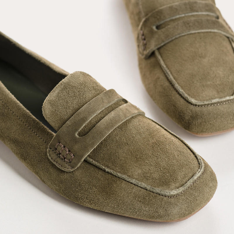 Loafers Hema CC in sUEDE square toe