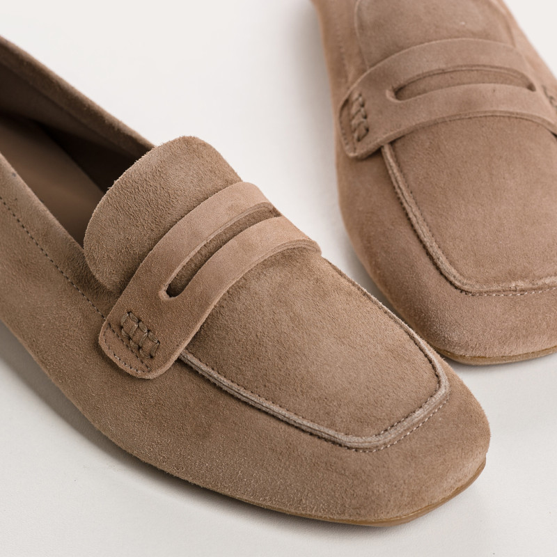 Loafers Hema CC in sUEDE square toe