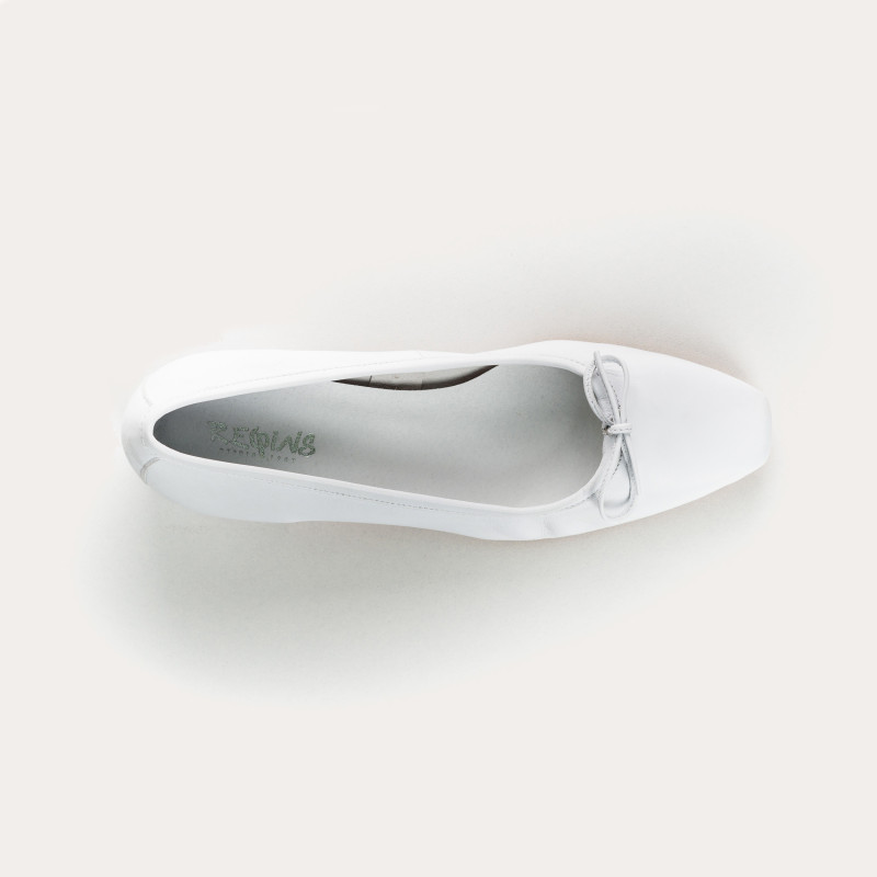 Leather heel ballerinas