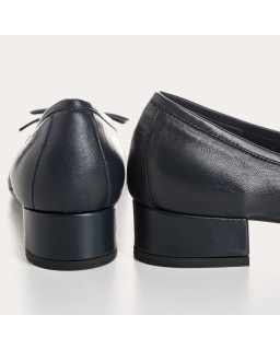 Ballerines à talons en cuir