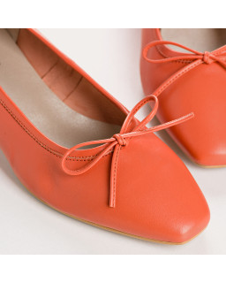 Leather heel ballerinas