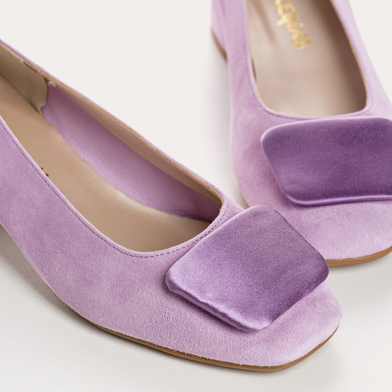 Suede heel ballerinas with silk accessories