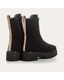 Boots Chelsea plates en cuir velours avec élastiques