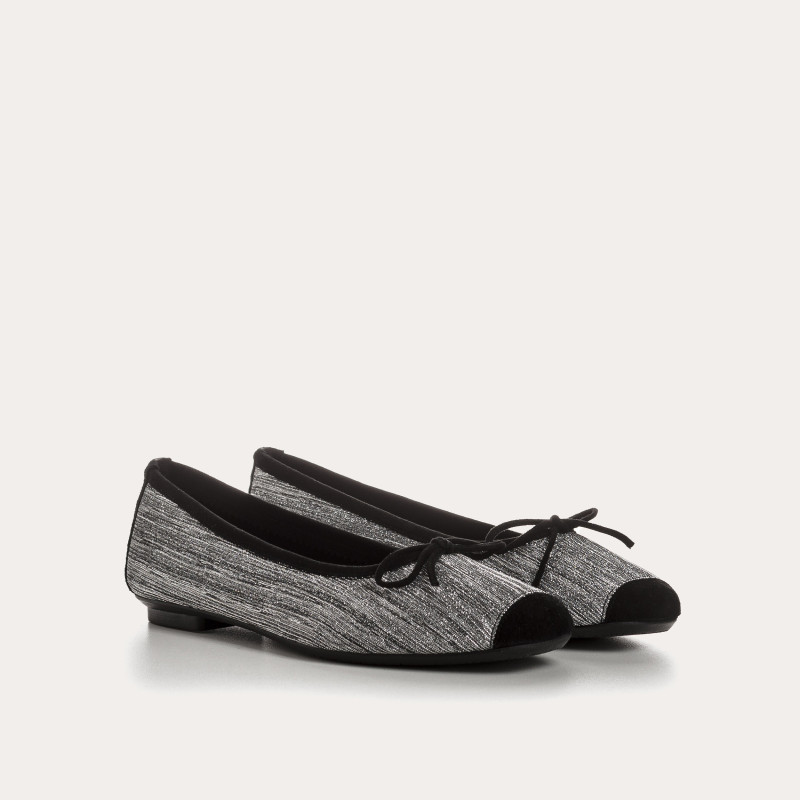 Flat Ballerinas with Metallic Pleated Leather Knot