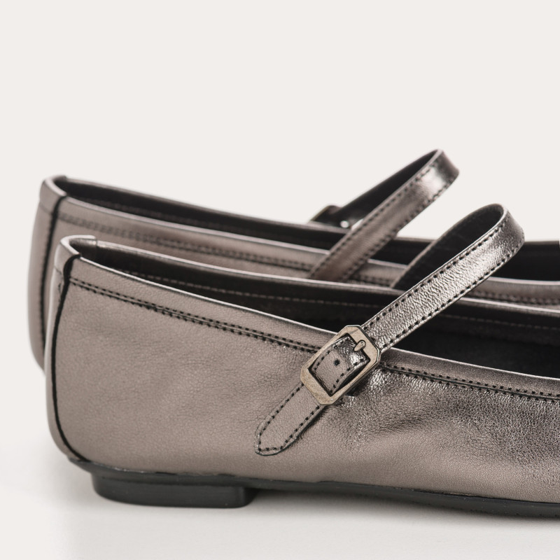 Babies Honor Platinum in Metallic Leather - Bridles and Golden or Silver Loops