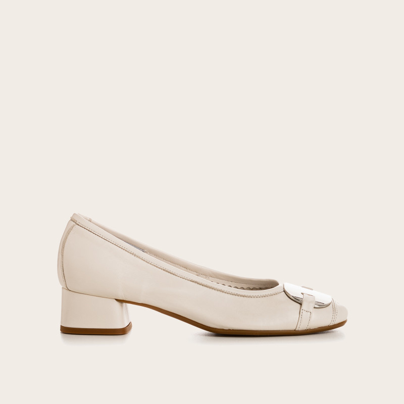 KLARISSA SOFT LEATHER HEELED BALLERINAS - Elegance & Comfort | Reqins